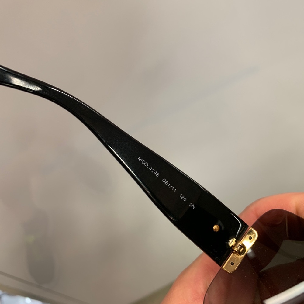 Versace Sunglasses‎ - Picture 6 of 8